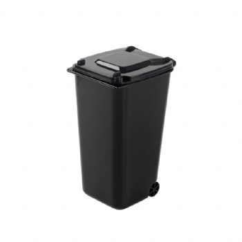 Plastic trash can